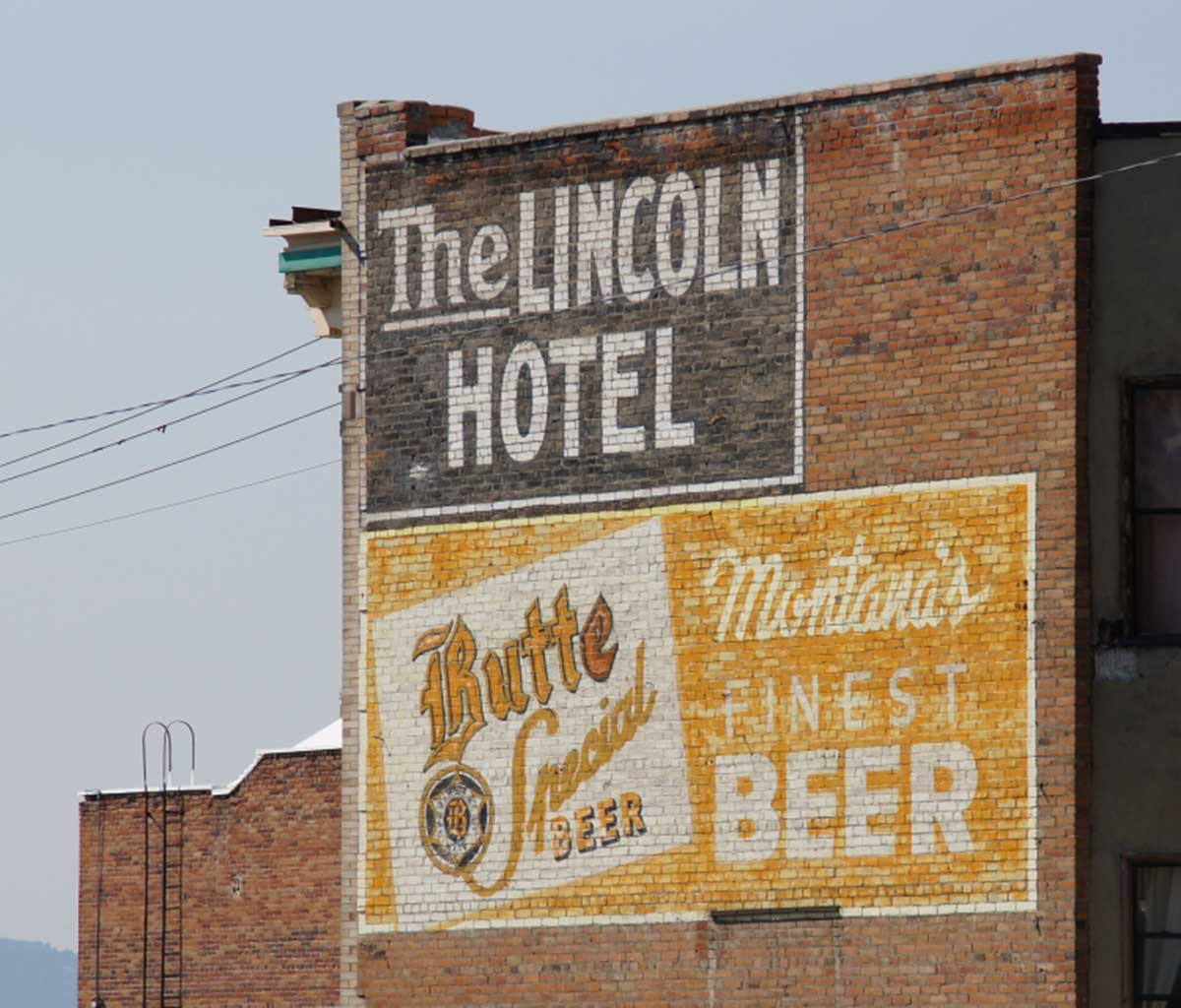 Wall Dogs & the art of Signwriting Fresh Creative Co